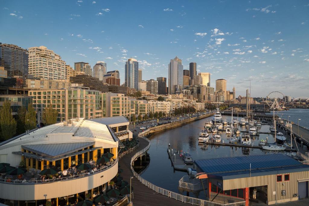 Seattle Marriott Waterfront Main image 1